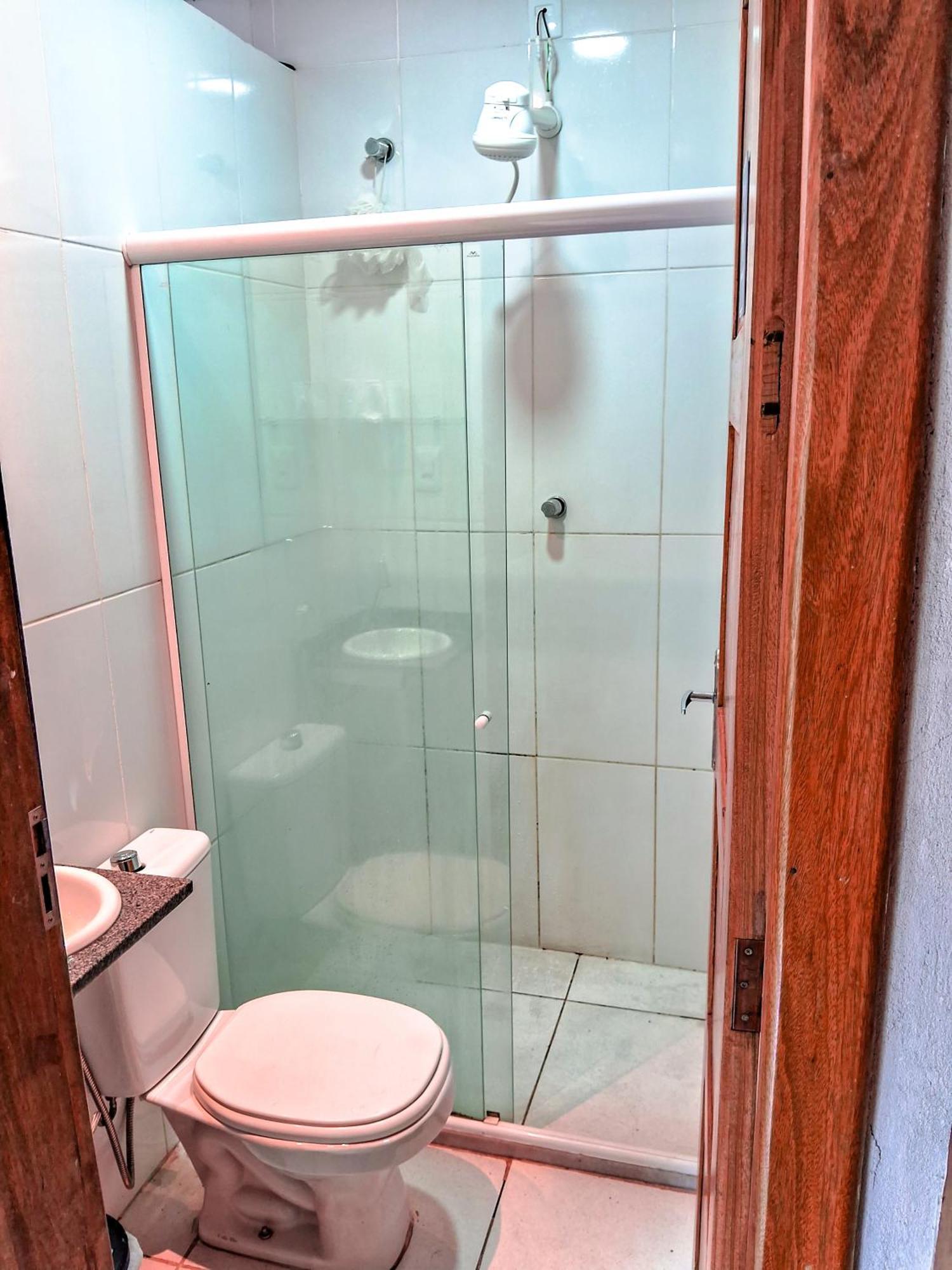 C&R Hostel Residencial ซัลวาดอร์ ภายนอก รูปภาพ